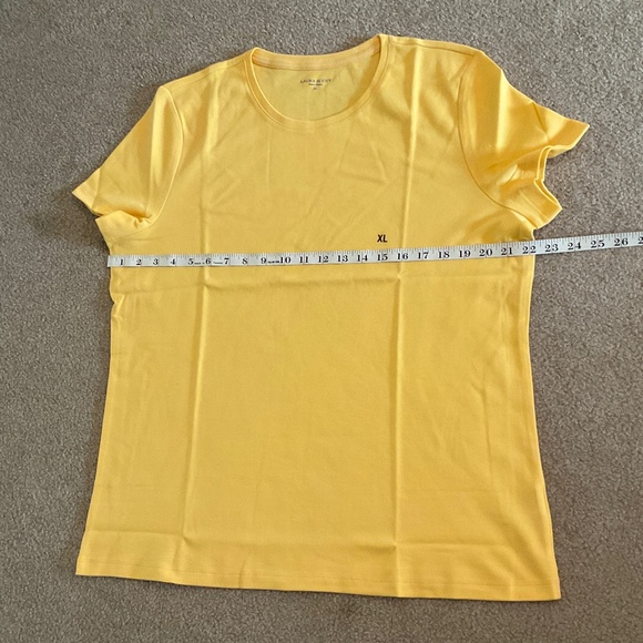 size XL, bust up to 44 inches, pretty yellow and sunshine shirt, new condition ☀ - Picture 5 of 9